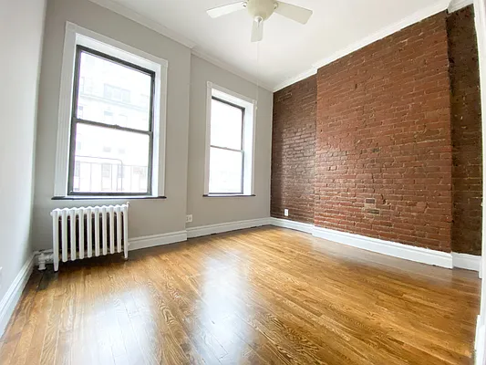 Rented by Nest Seekers International | media 8