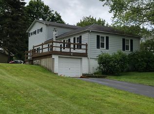 210 Church St, Old Forge, PA 18411