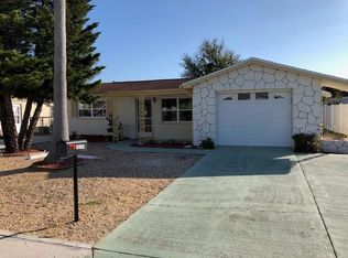 10124 Vineyard Ln, Port Richey, FL 34668