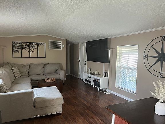 4th image of 1049 Harmon Ave Lot B23