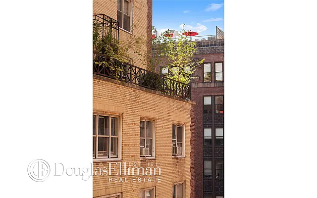 Sold by Douglas Elliman | media 16