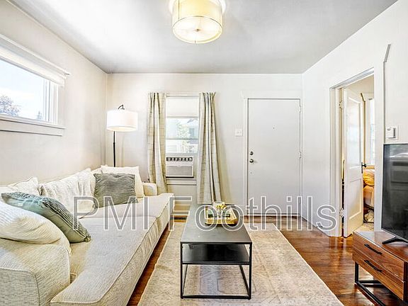 5th image of 2968 S Grant St