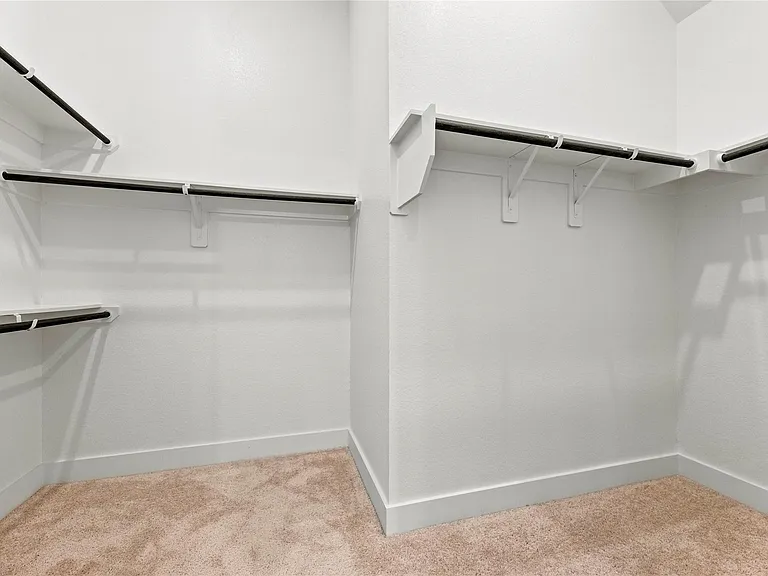 18402 Mesquite Flats Trl — Photo 12