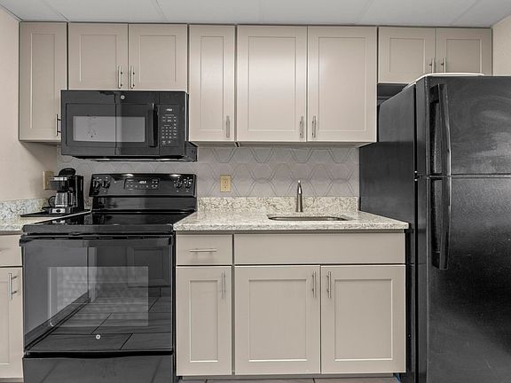 5th image of 1105 S Ocean Blvd. S #1244