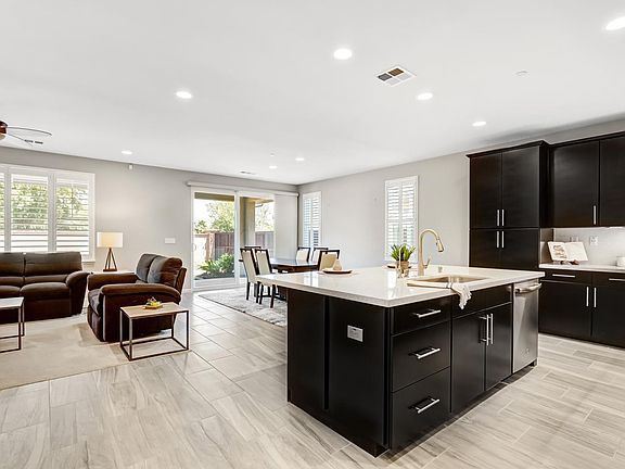 5th image of 8609 Arcos Way