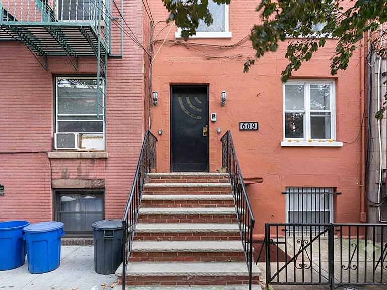 609 Bloomfield St #3 — Photo 17
