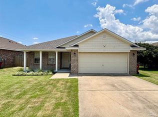 5089 Covington Dr, Pace, FL 32571