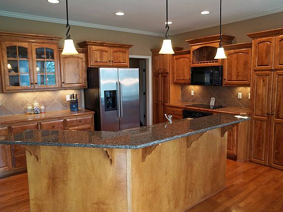 4th image of 4313 NE Park Springs Ct