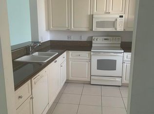 1 Harbour Isle Dr E Unit Ph01, Fort Pierce, FL 34949