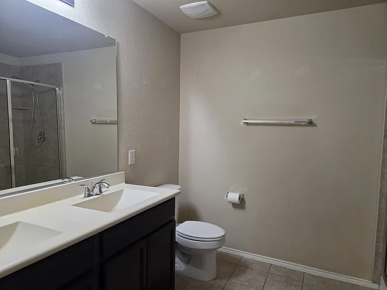 12205 Big Rock Dr — Photo 20