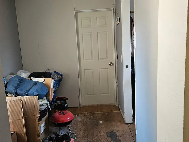788 Poindexter Ave — Photo 19