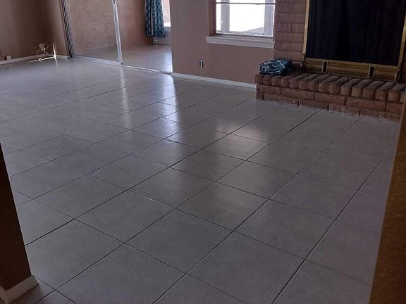 5th image of 1592 Hartsdale Dr