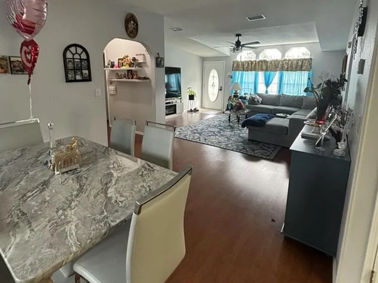 White Pine Dr — Photo 1