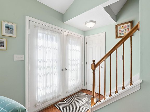 5th image of 202 Settler Road #202