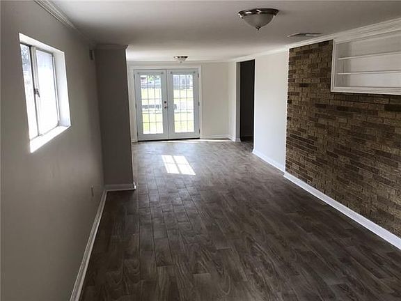 5th image of 1664 Dogwood Dr