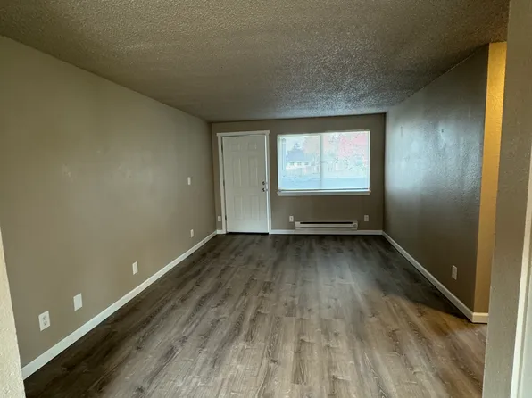 8425 Pacific Ave #A, Tacoma, WA 98444