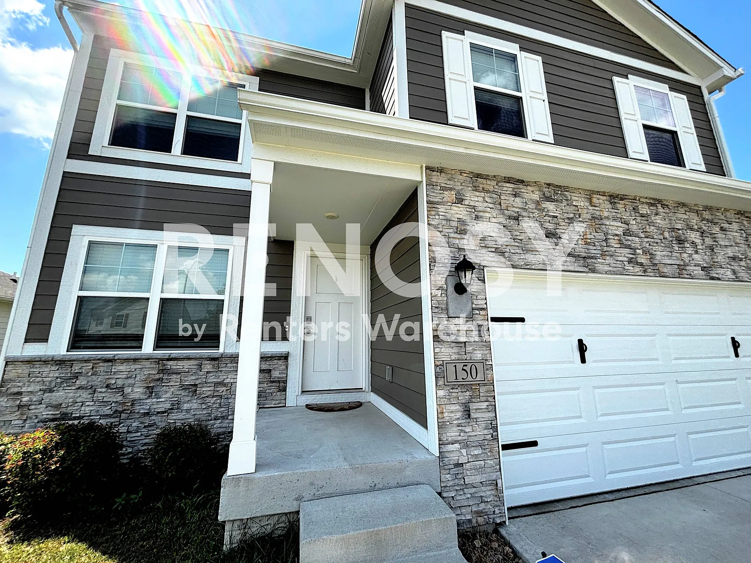 Stunning 4 Bedroom House for Rent — Photo 2