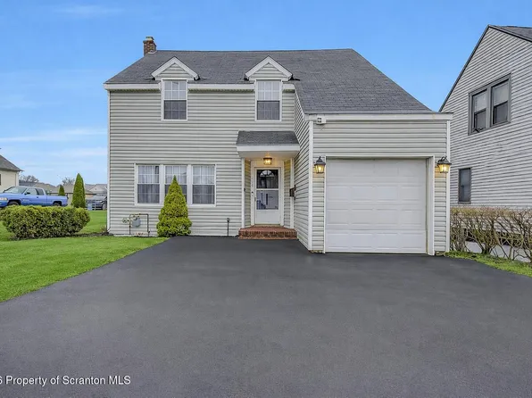 516 Dundaff St, Dickson City, PA 18519