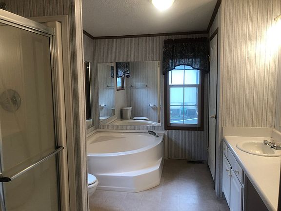 3rd image of 7900 SW 81st Ave Trailer 92