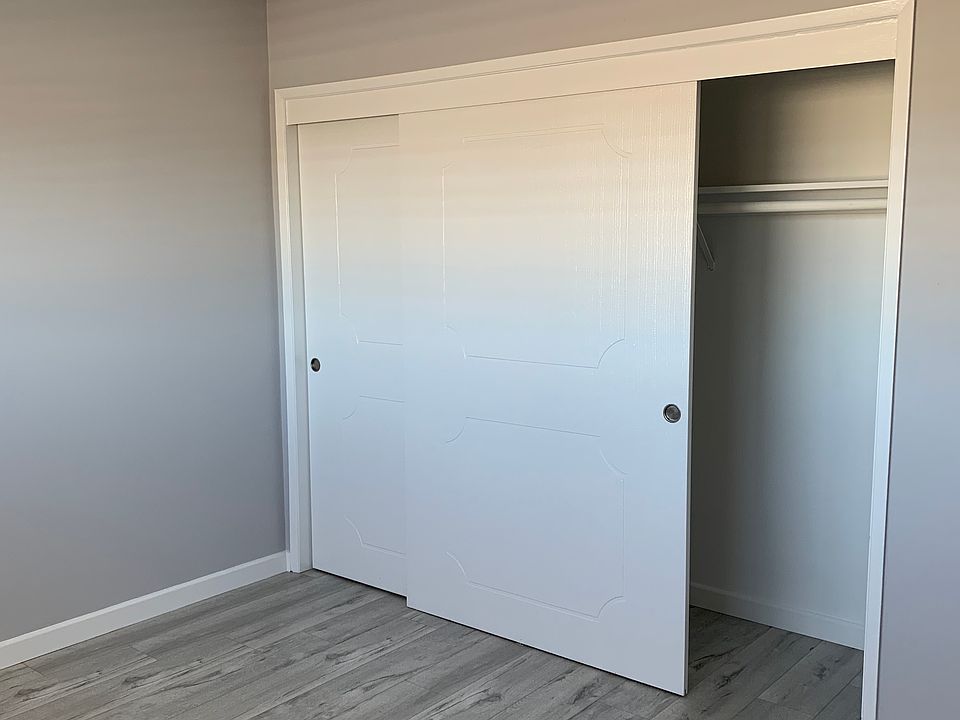 One of the bedroom of 2 bed/2baths, monthly rent 2,695.00