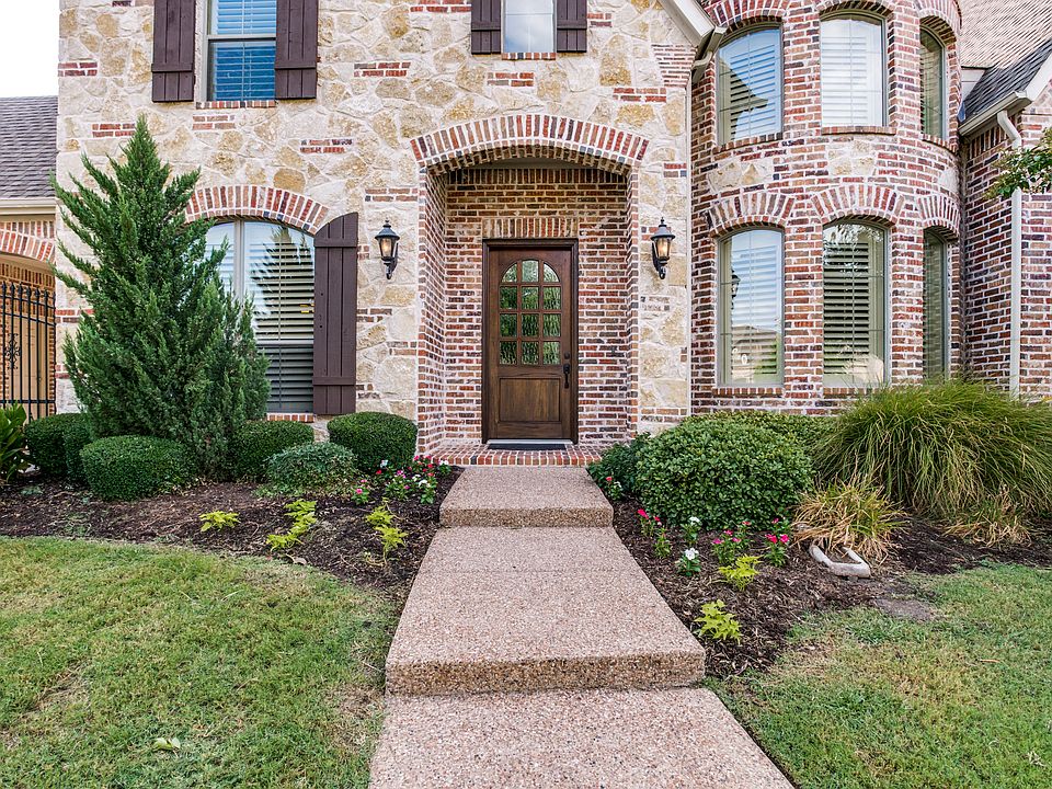 1st image of 1318 Featherwood Dr
