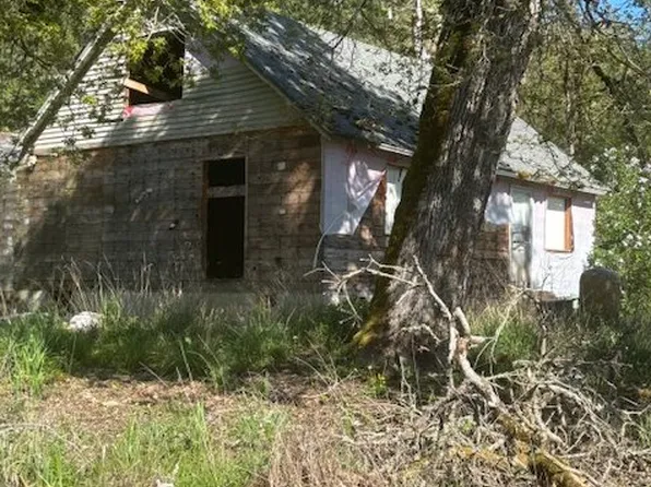 38521 Jasper Lowell Rd, Fall Creek, OR 97438