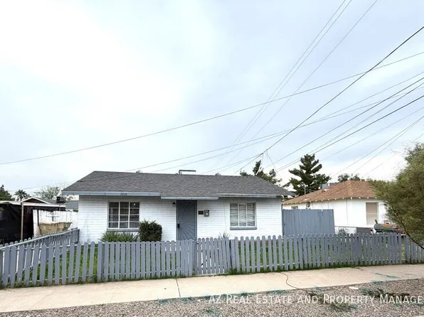 7210 N 55th Dr, Glendale, AZ 85301