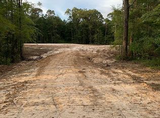 8916 Lindsay Rd, Mooringsport, LA 71060