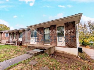 1017 SW Kings Cross Rd, Blue Springs, MO 64014