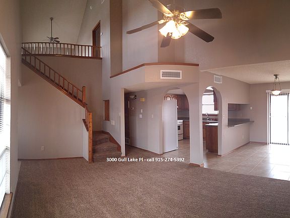 2nd image of 3000 Gull Lake Pl