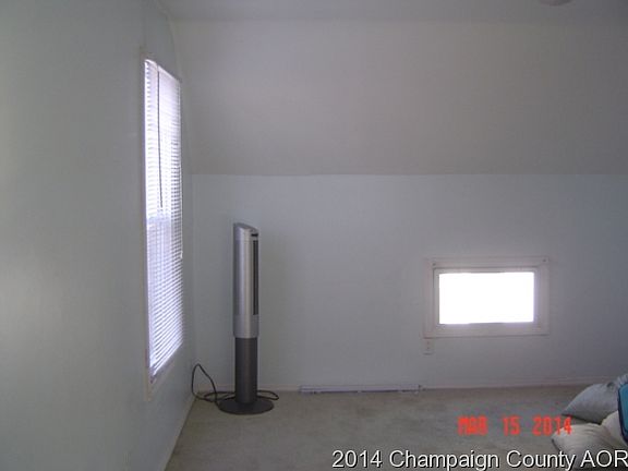 5th image of 205 S Lott Blvd