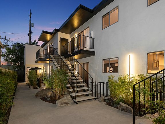 2nd image of 1228 Essex St APT 6