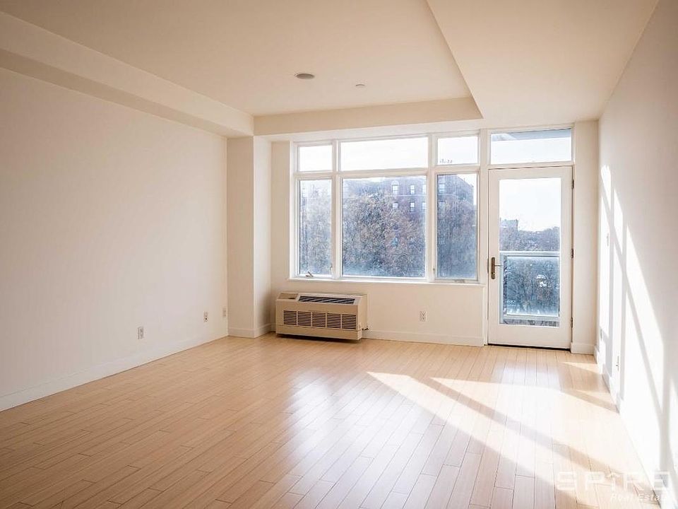 1st image of 601 Ocean Pkwy APT 4E