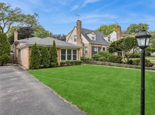 552 Burton Ave, Highland Park, IL 60035