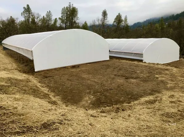 297 Frog Pond Ln, Hayfork, CA 96041