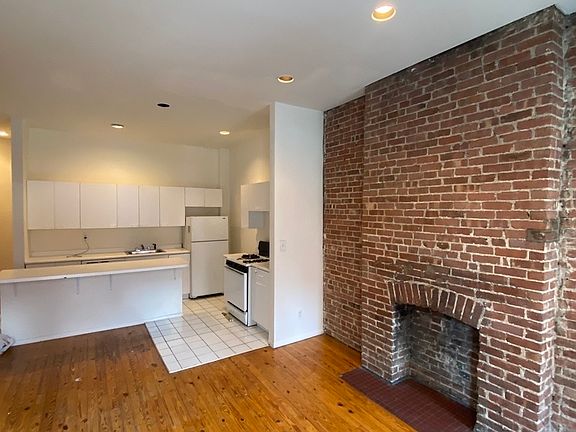 5th image of 207 Columbus Ave #D