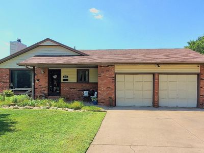 515 Meadowlark Ln, Newton, KS, 67114