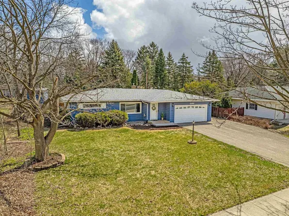 2109 LELAND Drive, Madison, WI 53711