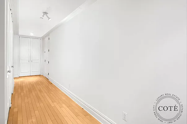 Rented by Cote Luxury Real Estate | media 27