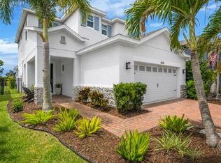 6135 Voyagers Pl, Apollo Beach, FL 33572