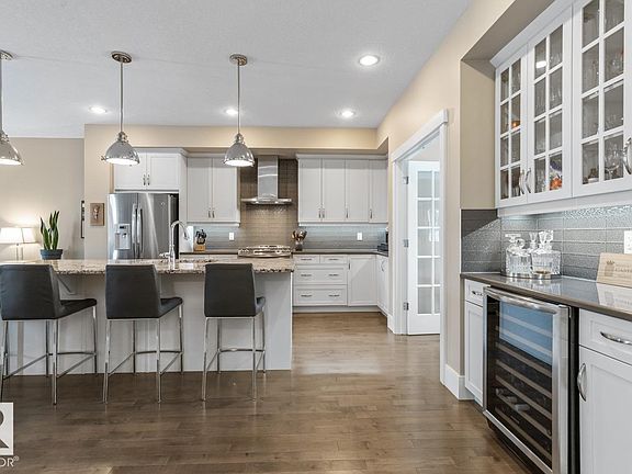 2nd image of 7432 Colonel Mewburn Rd NW