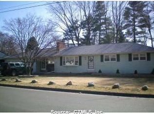 9 Barrett Rd, Enfield, CT 06082