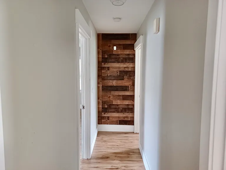 2524 Palmetto St — Photo 6