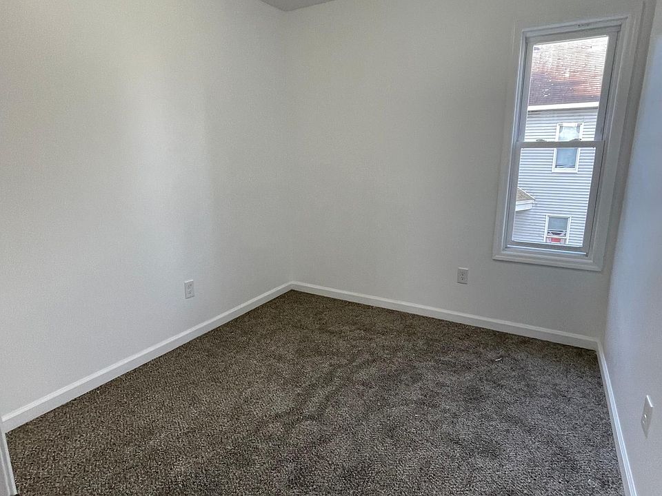 407 Mumford St Schenectady, NY, 12307 Apartments for Rent Zillow