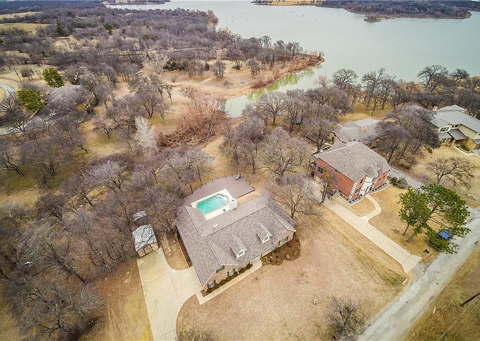 1st image of 10585 Rolling Hills Dr