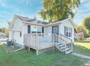 2802 Archer Dr, East Moline, IL 61244