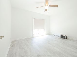 37 Holland St W #2, Bradford West Gwillimbury, ON L3Z 1X2