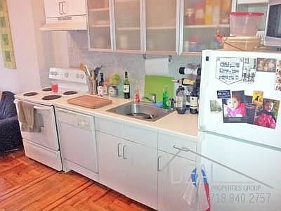 5th image of 218 Degraw St