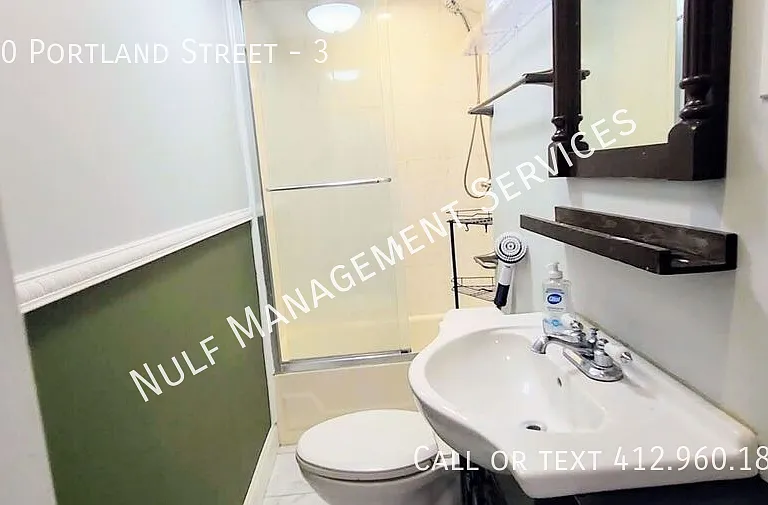 930 Portland St #3 — Photo 5