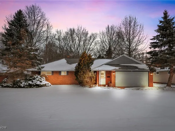 474 Jeannette Dr, Richmond Heights, OH 44143